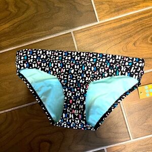 Title nine ladies bikini bottoms SZS NWT. See pics for details